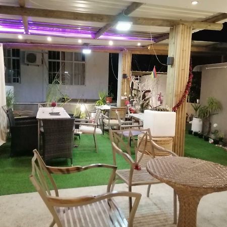 Residence Les Bambous B&B มาเฮบอร์ก ภายนอก รูปภาพ