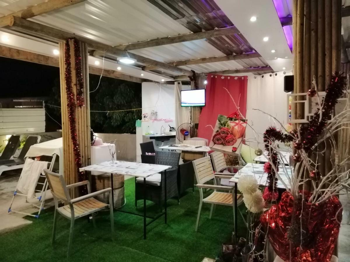 Residence Les Bambous B&B มาเฮบอร์ก ภายนอก รูปภาพ